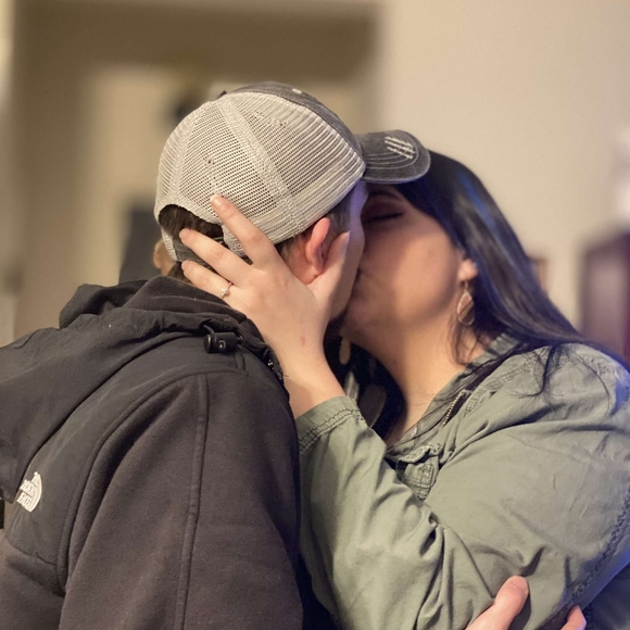 Meet your Posher, Kayla - Picture 9 of 13